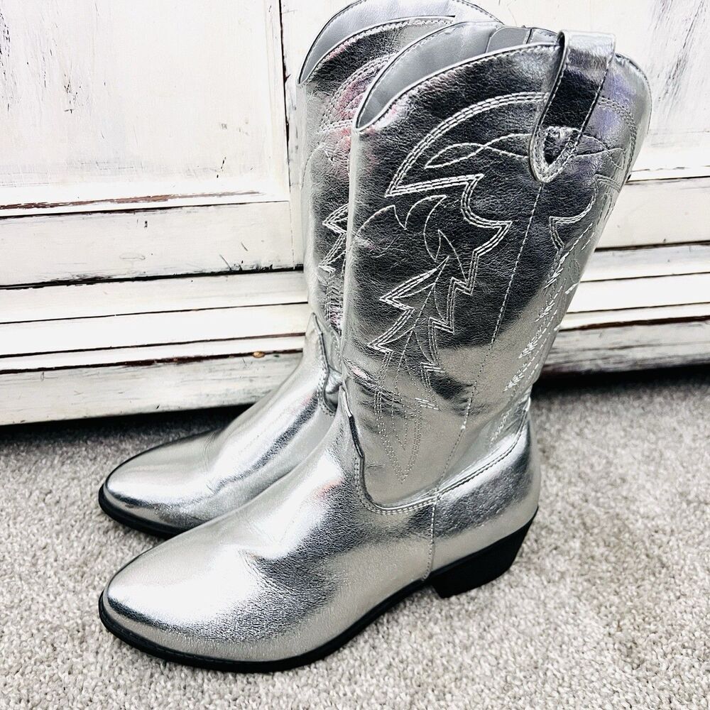 Madden NYC Shiny Silver Western Cowgirl Boots Flames Size 6 Sintetico